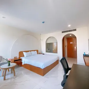Maple & *** Da Nang